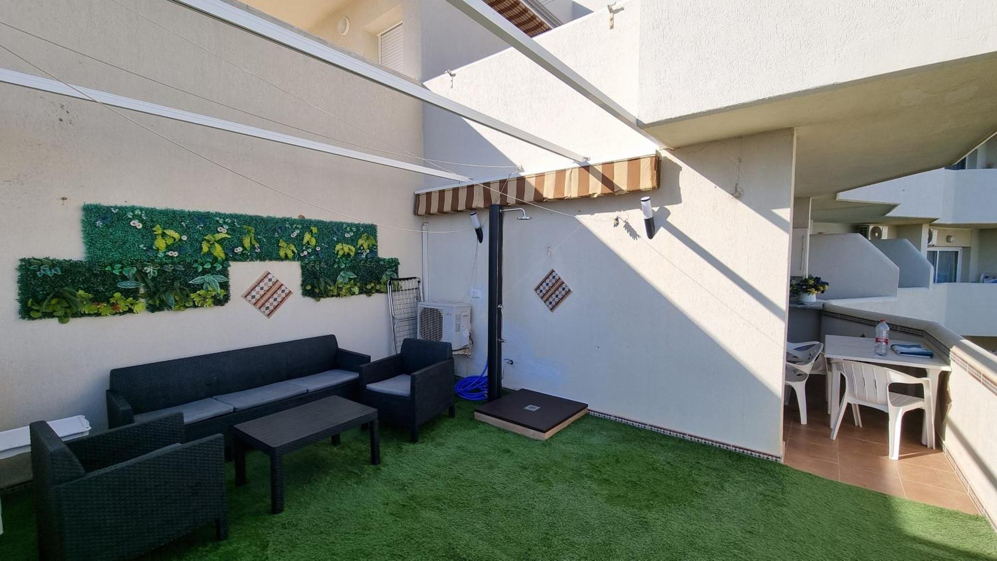 Benalbeach. Espectacular Terraza, Vistas Al Mar. Беналмадена Екстериор снимка